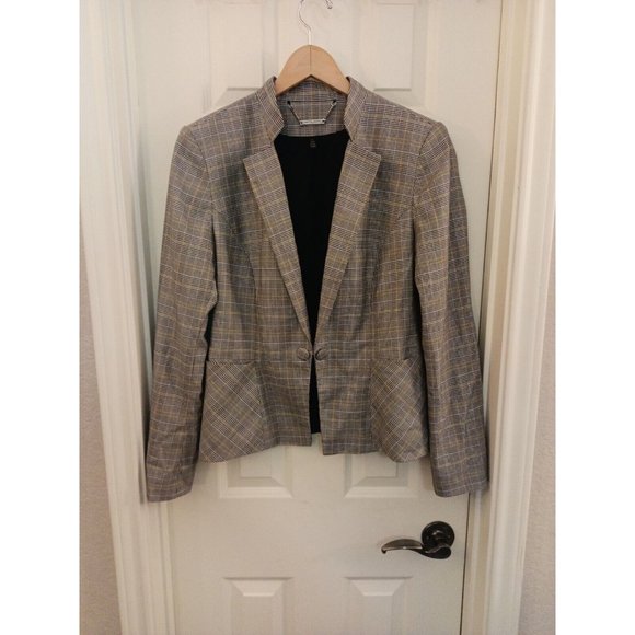 White House Black Market Jackets & Blazers - Women's White house Black market plaid Blazer W/ Pockets Size 12